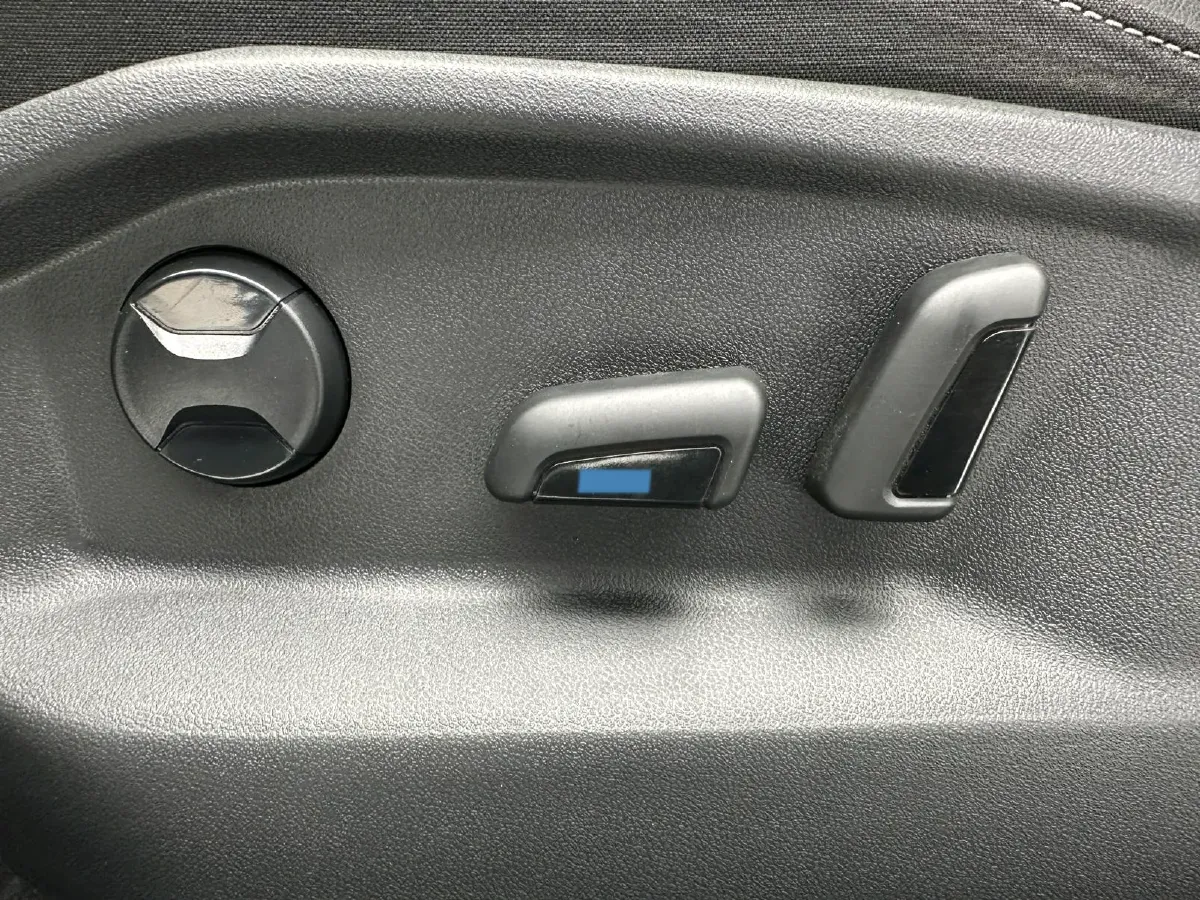 2022 Volkswagen T-Roc 1.4T 150HP L4 7DCT,autocango,china used car exporter,china ev exporter,chinese used car exporter,chinese used ev exporter