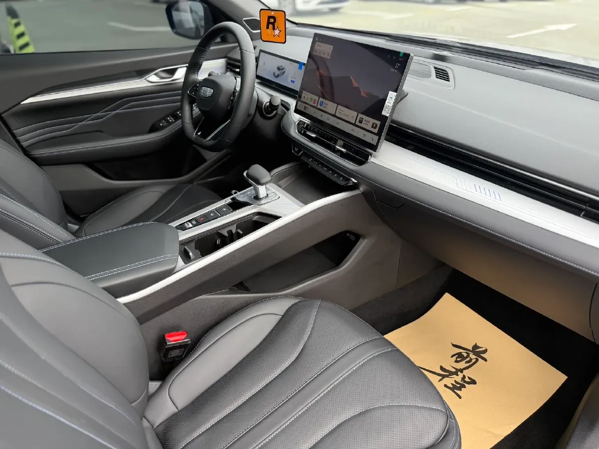 2025 Geely Preface 1.5T 181HP L4 7DCT,autocango,china used car exporter,china ev exporter,chinese used car exporter,chinese used ev exporter