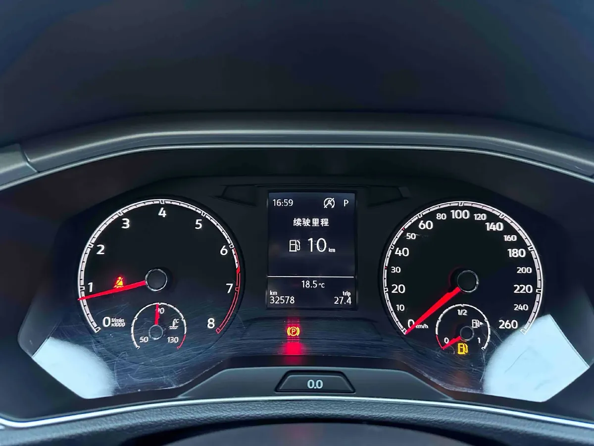 2021 Volkswagen T-Roc 1.4T 150HP L4 7DCT,autocango,china used car exporter,china ev exporter,chinese used car exporter,chinese used ev exporter