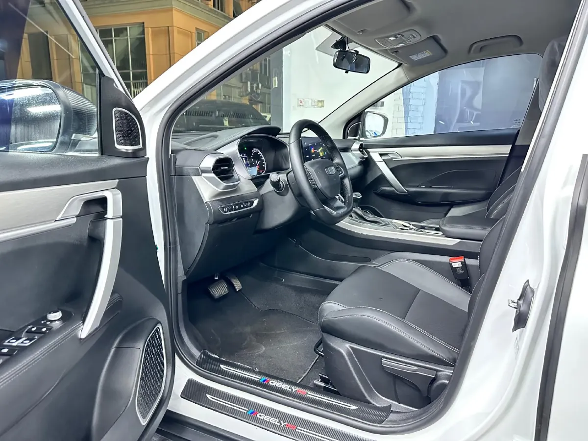 2025 Geely Coolray 1.5L 126HP L4 CVT,autocango,china used car exporter,china ev exporter,chinese used car exporter,chinese used ev exporter