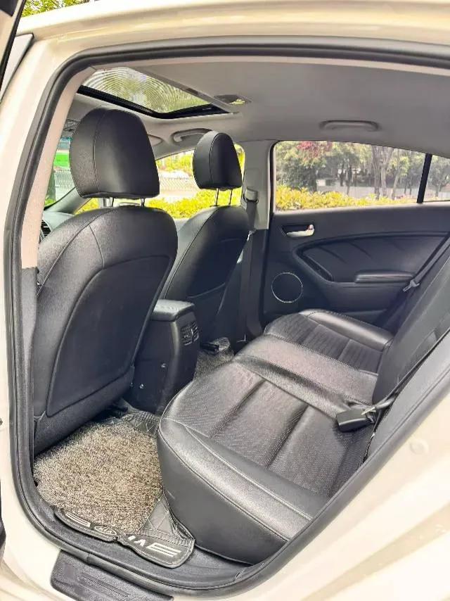 2017 Kia K3 1.6L 128HP L4 6AT,autocango,china used car exporter,china ev exporter,chinese used car exporter,chinese used ev exporter