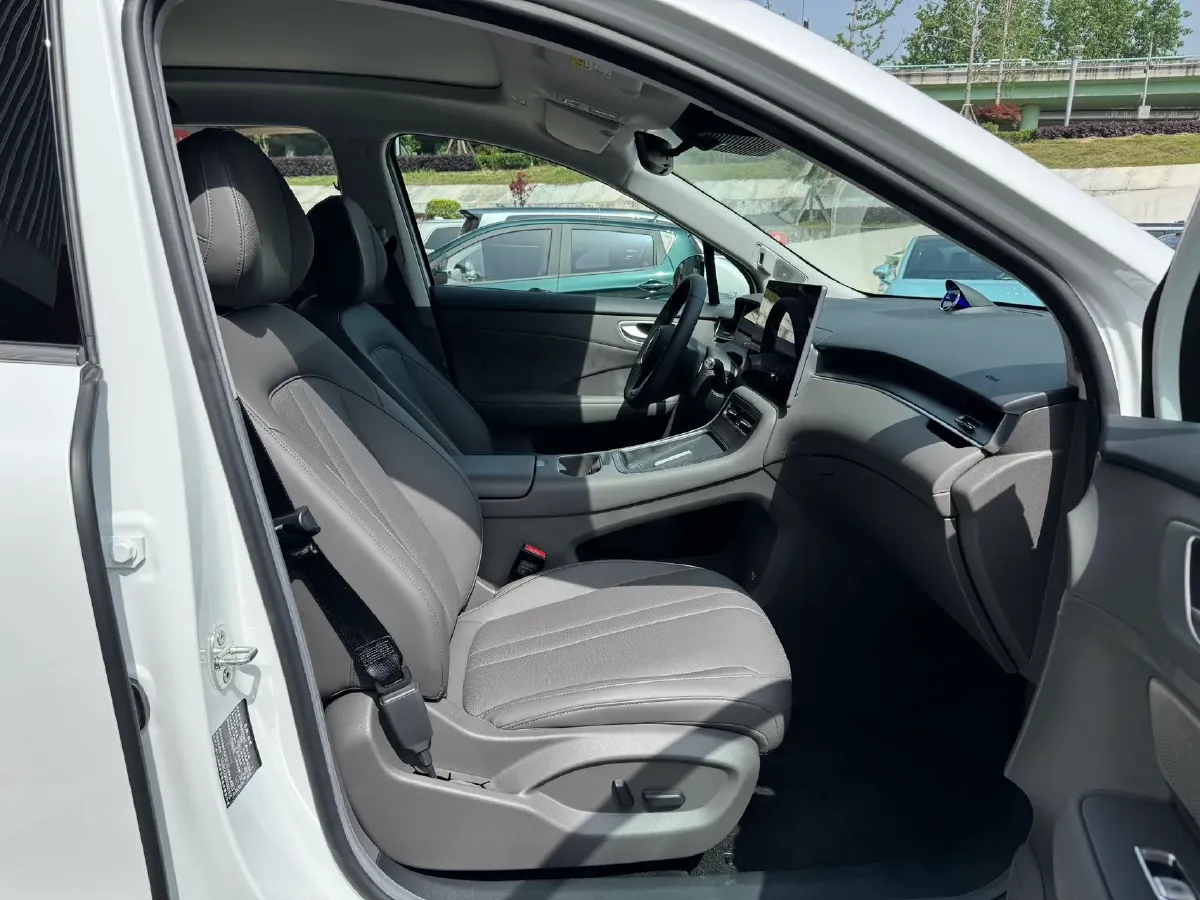 2025 HIMA Shangjie H5 REEV 98HP REEV,autocango,china used car exporter,china ev exporter,chinese used car exporter,chinese used ev exporter