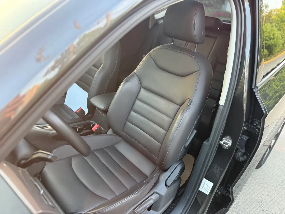 2021 Volkswagen Tharu 1.4T 150HP L4 7DCT,autocango,china used car exporter,china ev exporter,chinese used car exporter,chinese used ev exporter