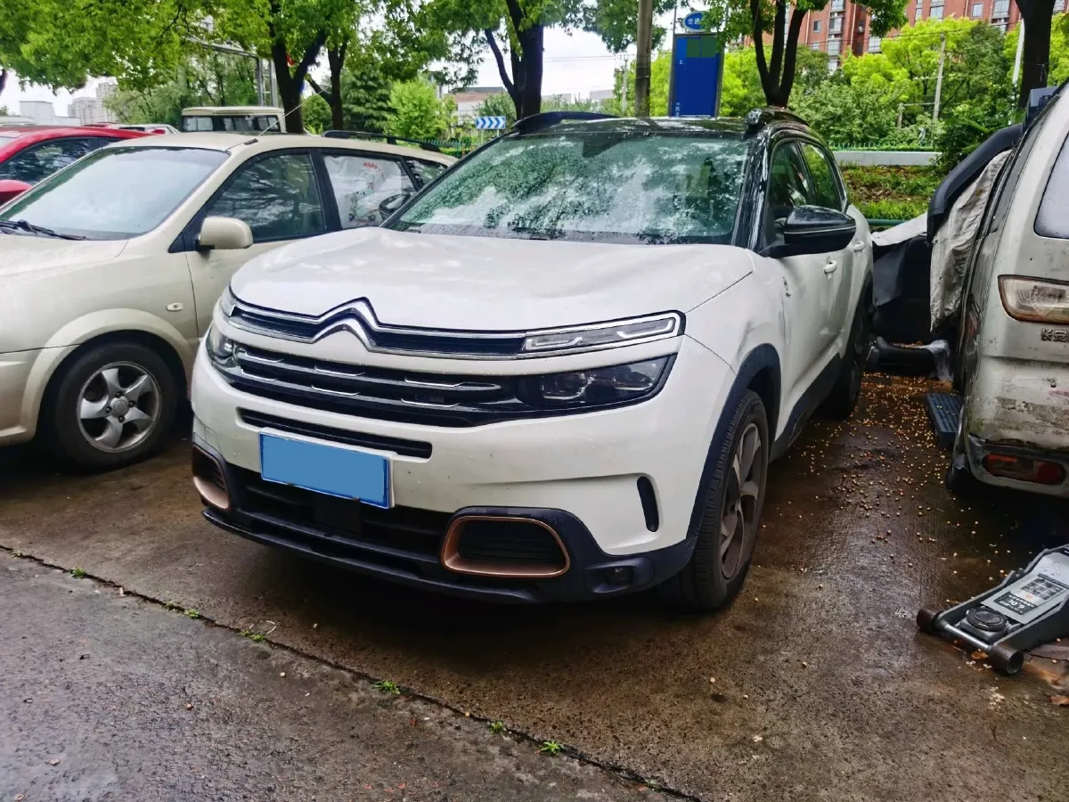 2020 Citroen C5 Aircross 1.6T 170HP L4 6AT,autocango,china used car exporter,china ev exporter,chinese used car exporter,chinese used ev exporter