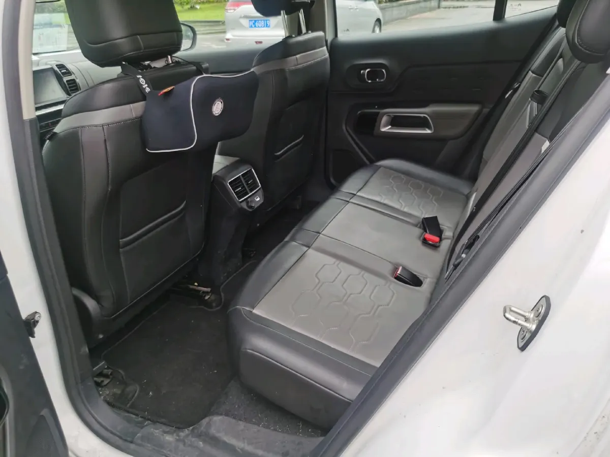 2020 Citroen C5 Aircross 1.6T 170HP L4 6AT,autocango,china used car exporter,china ev exporter,chinese used car exporter,chinese used ev exporter