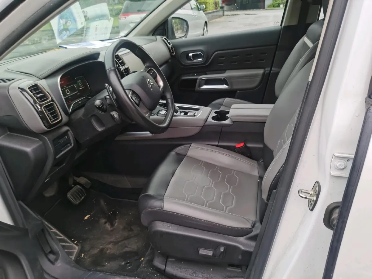 2020 Citroen C5 Aircross 1.6T 170HP L4 6AT,autocango,china used car exporter,china ev exporter,chinese used car exporter,chinese used ev exporter