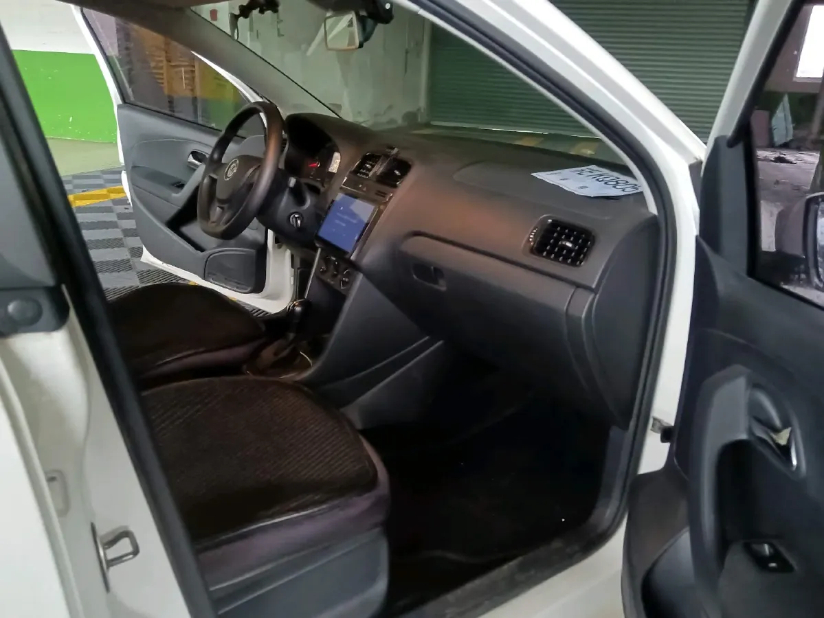 2016 Volkswagen Polo 1.4L 90HP L4 6AT,autocango,china used car exporter,china ev exporter,chinese used car exporter,chinese used ev exporter