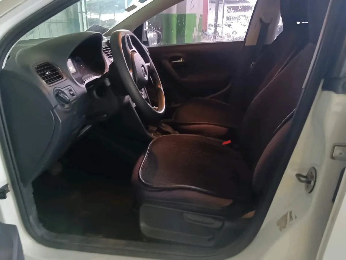 2016 Volkswagen Polo 1.4L 90HP L4 6AT,autocango,china used car exporter,china ev exporter,chinese used car exporter,chinese used ev exporter