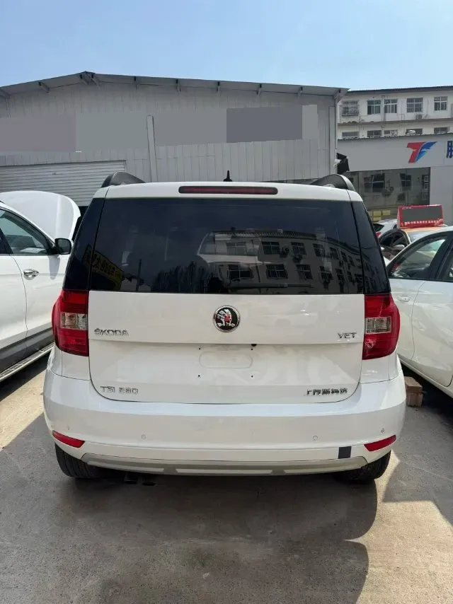 2016 Skoda Yeti 1.4T 150HP L4 7DCT,autocango,china used car exporter,china ev exporter,chinese used car exporter,chinese used ev exporter