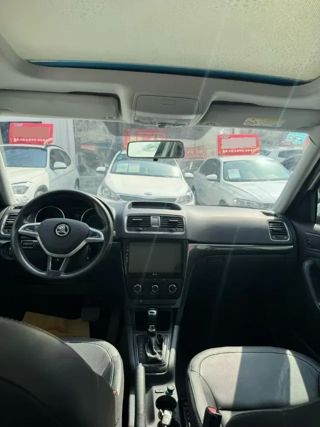 2016 Skoda Yeti 1.4T 150HP L4 7DCT,autocango,china used car exporter,china ev exporter,chinese used car exporter,chinese used ev exporter