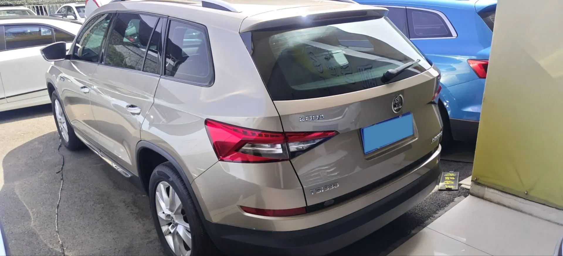 2018 Skoda Kodiak 2.0T 186HP L4 7DCT,autocango,china used car exporter,china ev exporter,chinese used car exporter,chinese used ev exporter