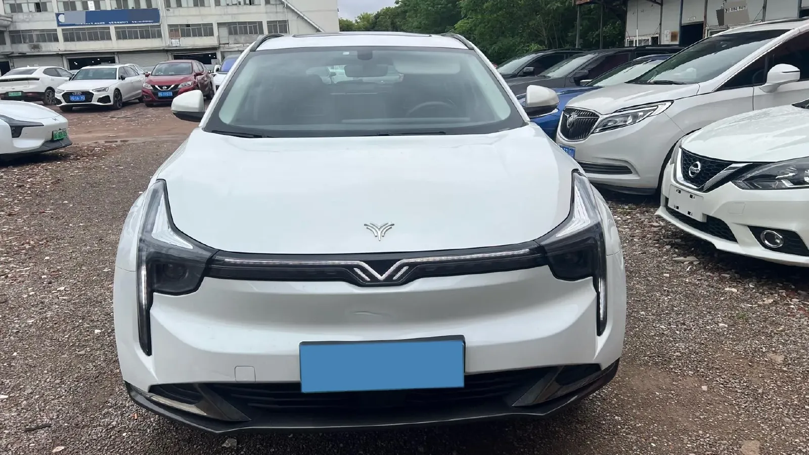 2022 Venucia Grand V 1.5T 190HP L4 7DCT,autocango,china used car exporter,china ev exporter,chinese used car exporter,chinese used ev exporter