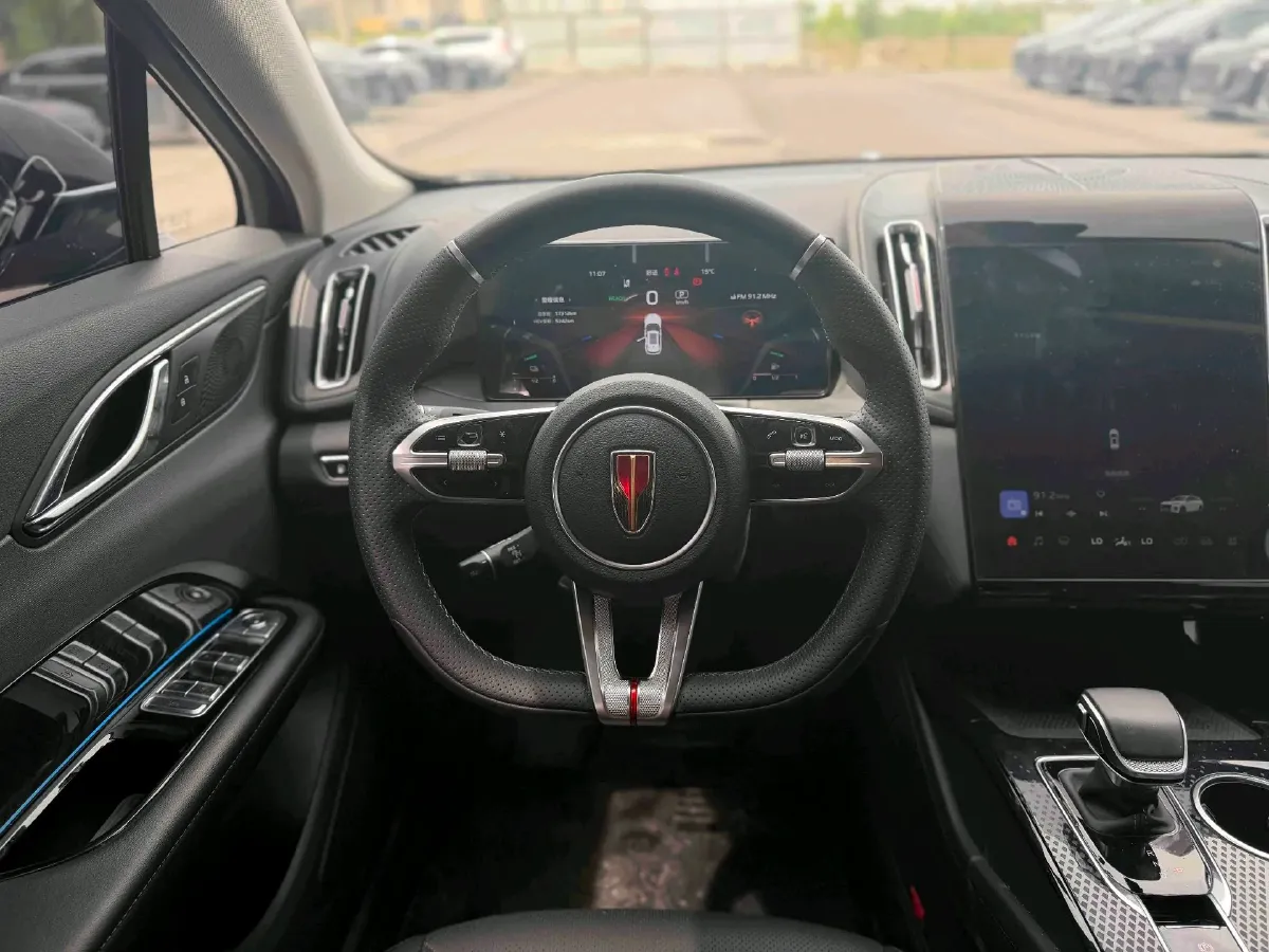 2024 HongQi HS3 1.5T 169HP L4 1DHT PHEV 18.4KWH,autocango,china used car exporter,china ev exporter,chinese used car exporter,chinese used ev exporter