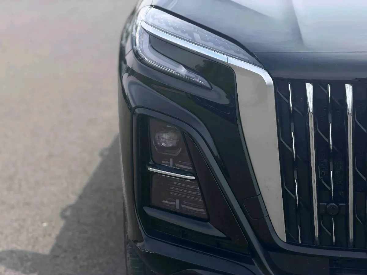 2024 HongQi HS3 1.5T 169HP L4 1DHT PHEV 18.4KWH,autocango,china used car exporter,china ev exporter,chinese used car exporter,chinese used ev exporter