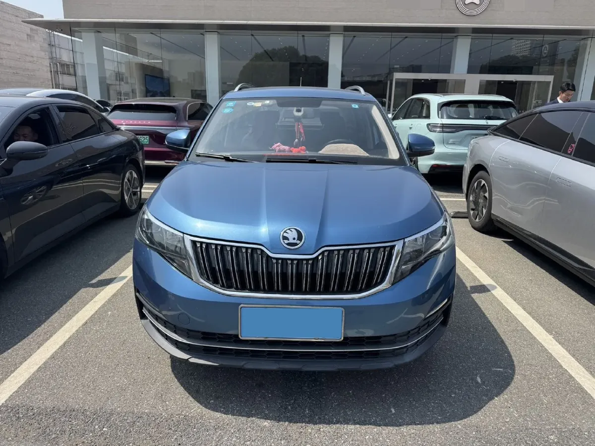 2020 Skoda Kamiq 1.5L 112HP L4 5MT,autocango,china used car exporter,china ev exporter,chinese used car exporter,chinese used ev exporter