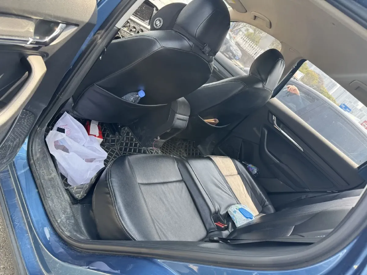 2020 Skoda Kamiq 1.5L 112HP L4 5MT,autocango,china used car exporter,china ev exporter,chinese used car exporter,chinese used ev exporter