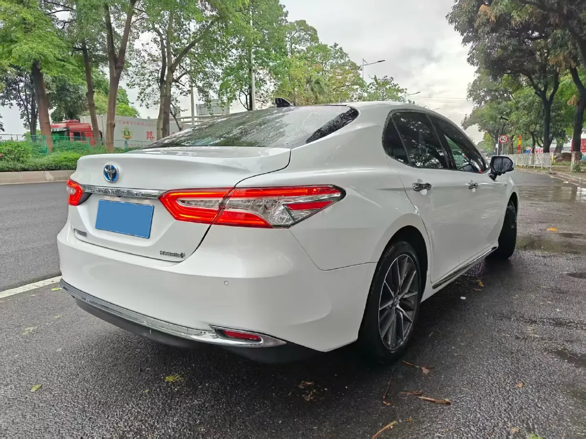 2023 Toyota Camry 2.5L 178HP L4 E-CVT Hybrid,autocango,china used car exporter,china ev exporter,chinese used car exporter,chinese used ev exporter