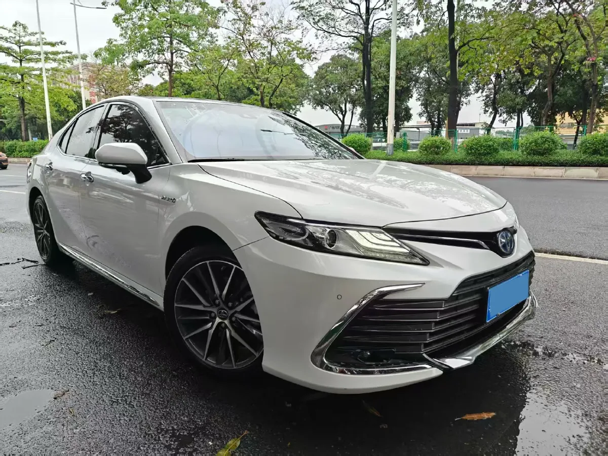 2023 Toyota Camry 2.5L 178HP L4 E-CVT Hybrid,autocango,china used car exporter,china ev exporter,chinese used car exporter,chinese used ev exporter