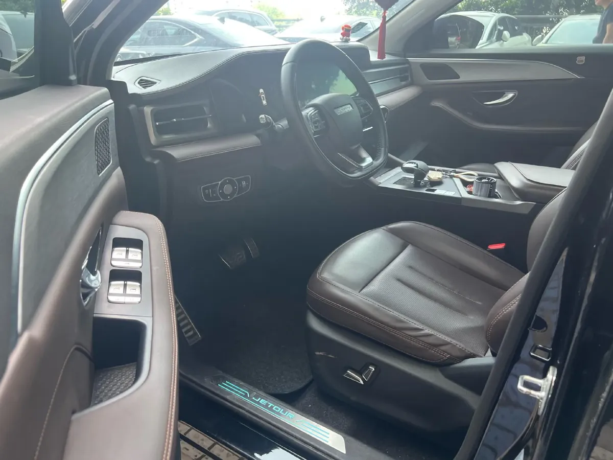 2023 Jetour X90 Plus 1.6T 197HP L4 7DCT,autocango,china used car exporter,china ev exporter,chinese used car exporter,chinese used ev exporter