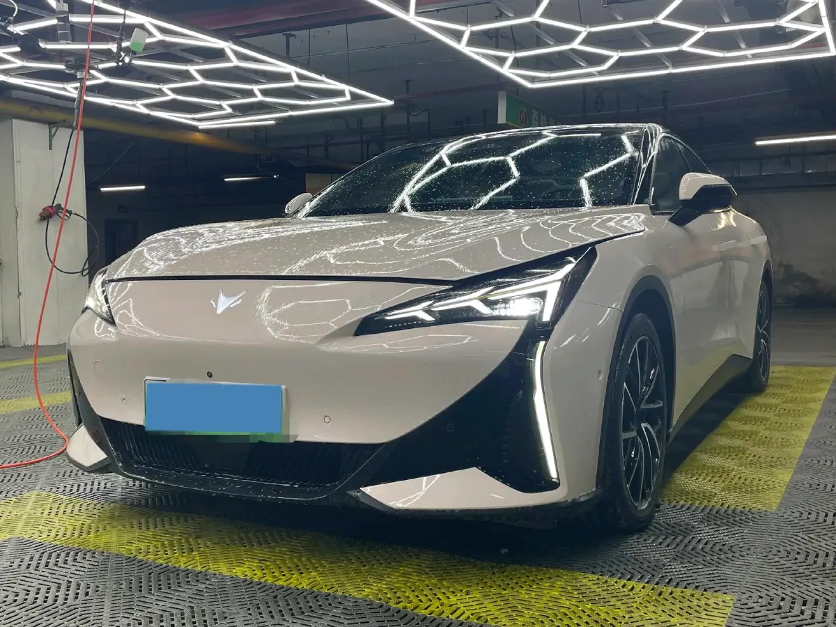 2025 ARCFOX αS5 BEV,autocango,china used car exporter,china ev exporter,chinese used car exporter,chinese used ev exporter