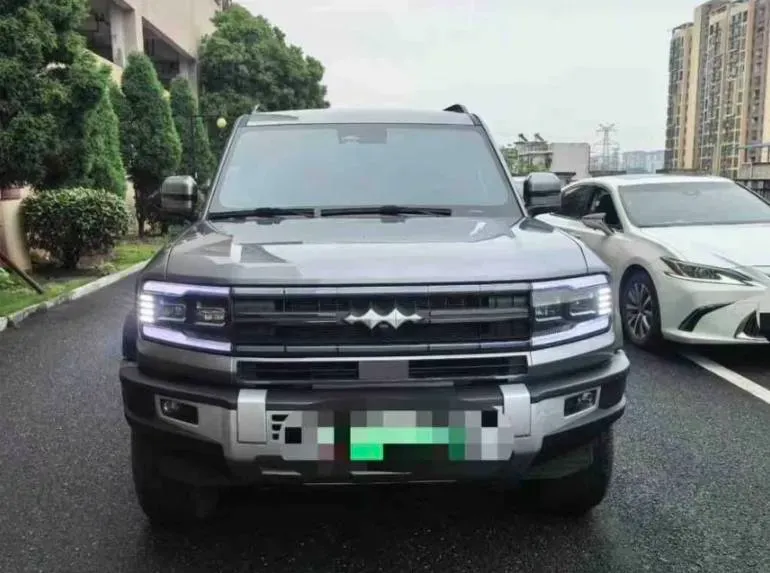 2023 FangChengBao Bao 5 1.5T 194HP L4 E-CVT PHEV 31.8KWH,autocango,china used car exporter,china ev exporter,chinese used car exporter,chinese used ev exporter