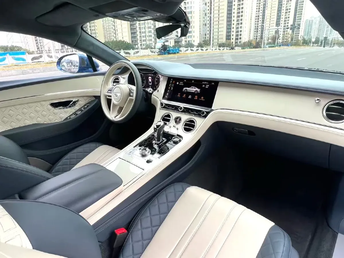 2018 Bentley Continental 6.0T 635HP W12 8DCT,autocango,china used car exporter,china ev exporter,chinese used car exporter,chinese used ev exporter