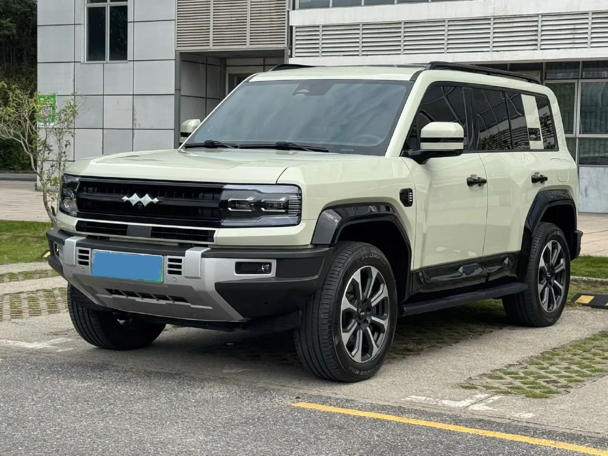 2023 FangChengBao Bao 5 1.5T 194HP L4 E-CVT PHEV 31.8KWH,autocango,china used car exporter,china ev exporter,chinese used car exporter,chinese used ev exporter
