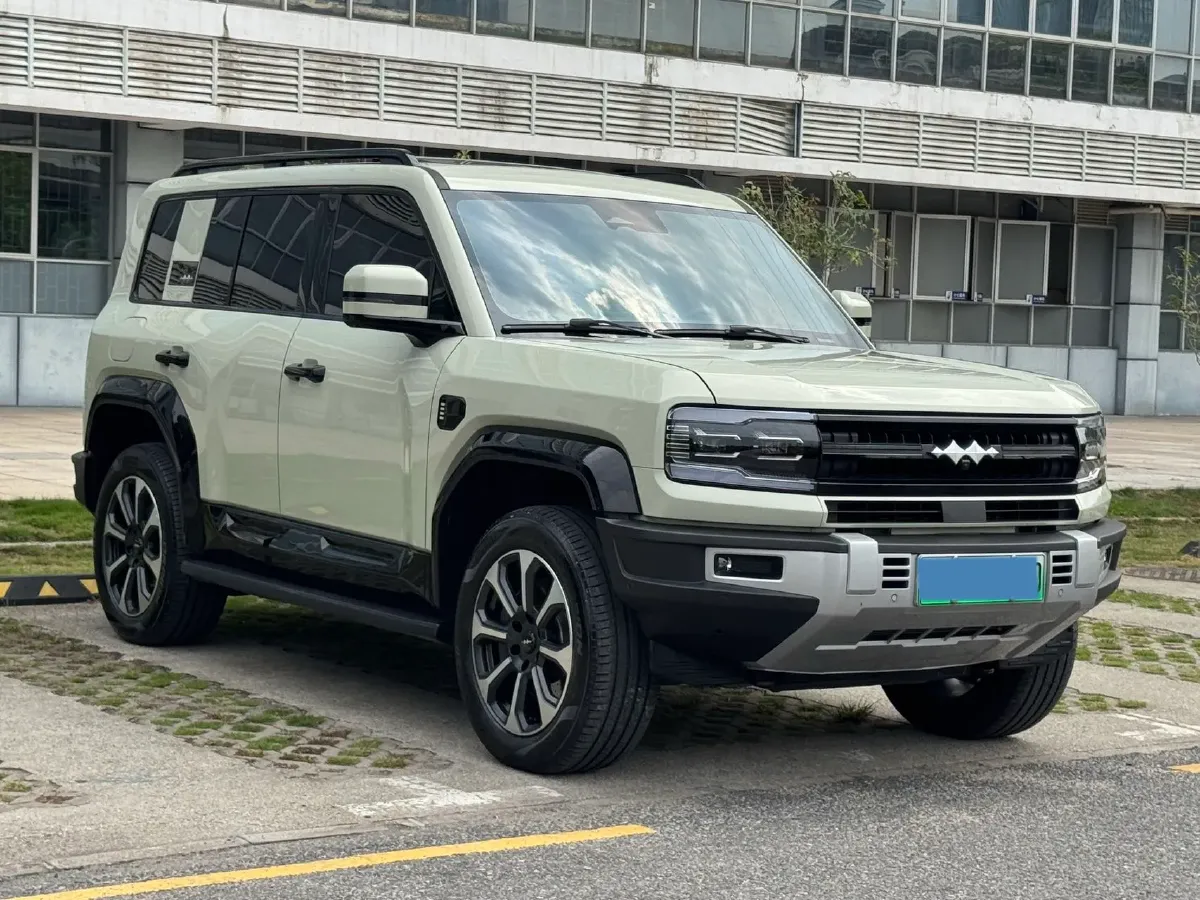 2023 FangChengBao Bao 5 1.5T 194HP L4 E-CVT PHEV 31.8KWH,autocango,china used car exporter,china ev exporter,chinese used car exporter,chinese used ev exporter