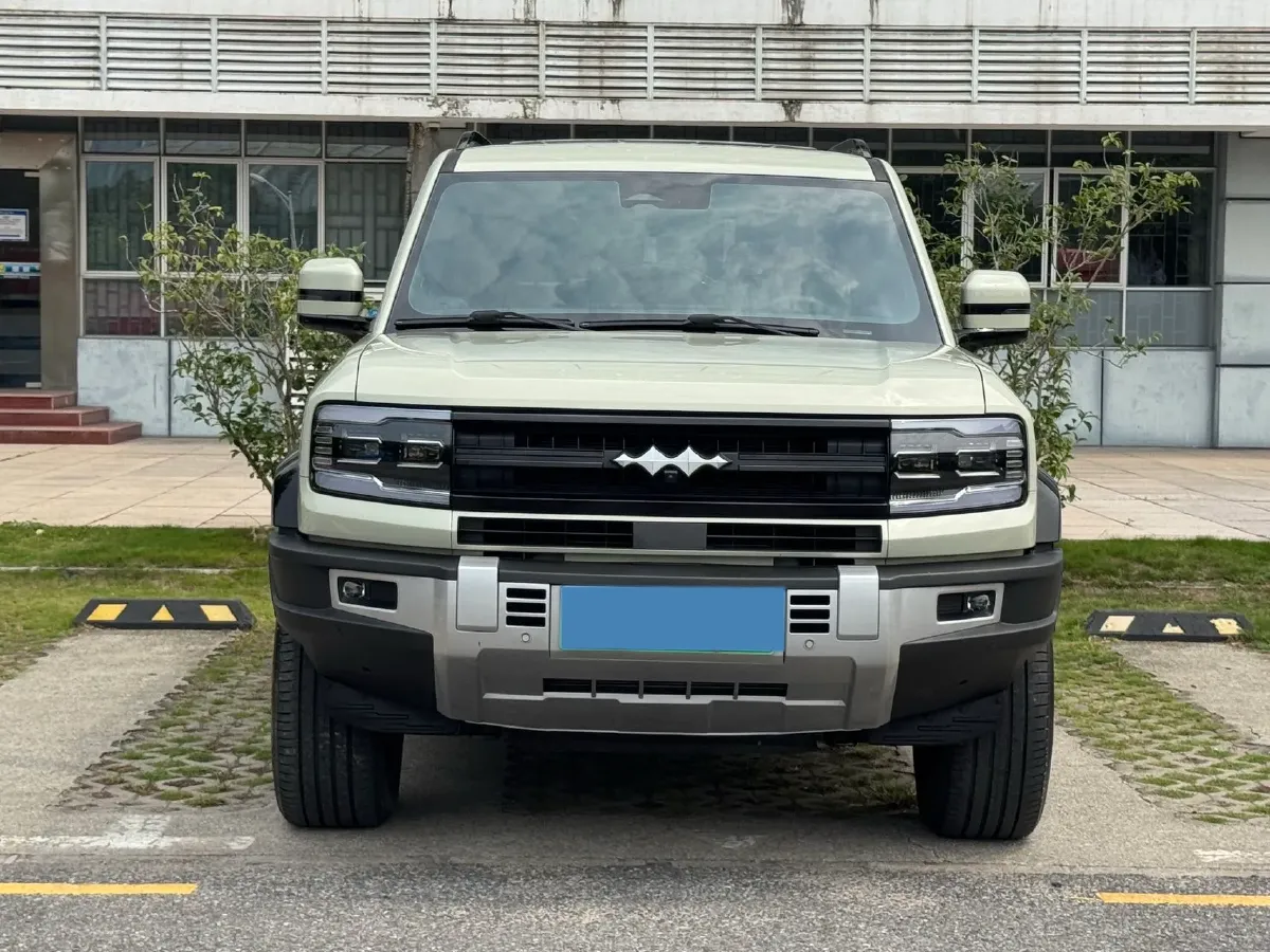 2023 FangChengBao Bao 5 1.5T 194HP L4 E-CVT PHEV 31.8KWH,autocango,china used car exporter,china ev exporter,chinese used car exporter,chinese used ev exporter