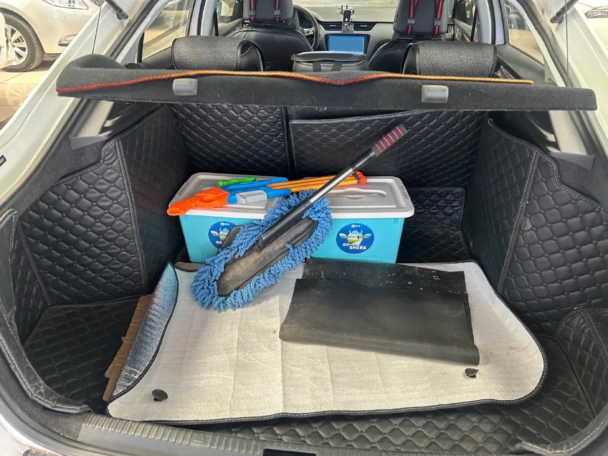 2017 Skoda Octavia 1.6L 110HP L4 5MT,autocango,china used car exporter,china ev exporter,chinese used car exporter,chinese used ev exporter