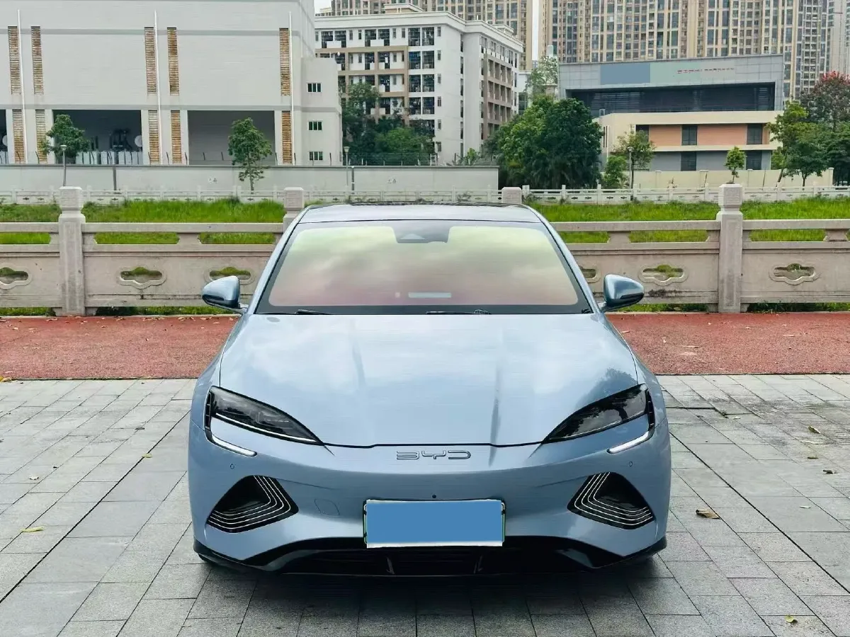 2022 AITO AITO M5 Range Extended 125HP REEV 40KWH,autocango,china used car exporter,china ev exporter,chinese used car exporter,chinese used ev exporter