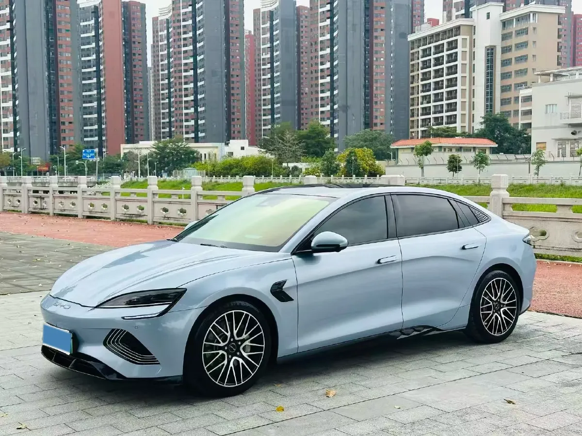 2022 AITO AITO M5 Range Extended 125HP REEV 40KWH,autocango,china used car exporter,china ev exporter,chinese used car exporter,chinese used ev exporter