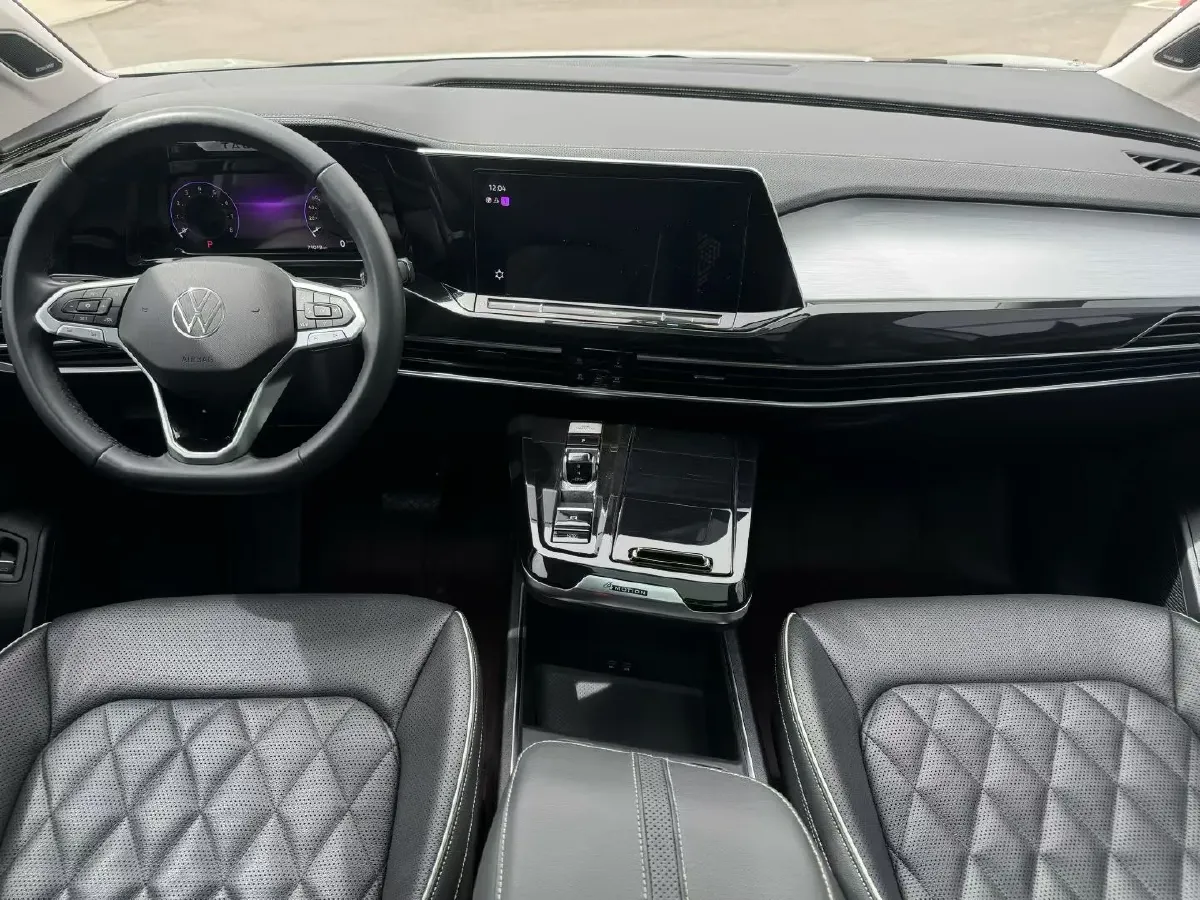 2021 Volkswagen Talagon 2.0T 220HP L4 7DCT,autocango,china used car exporter,china ev exporter,chinese used car exporter,chinese used ev exporter