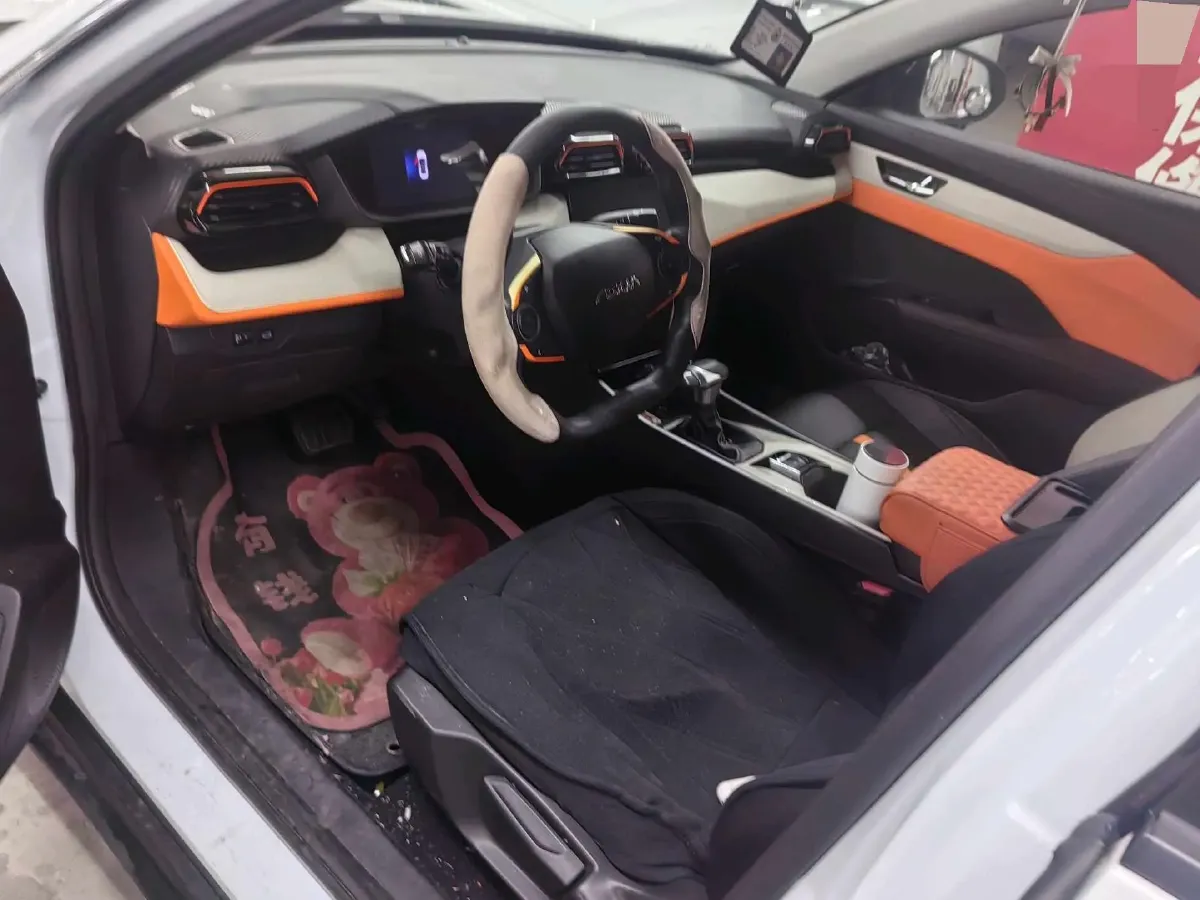 2023 DongFeng Aeolus YiXuan 1.5L 125HP L4 6DCT,autocango,china used car exporter,china ev exporter,chinese used car exporter,chinese used ev exporter