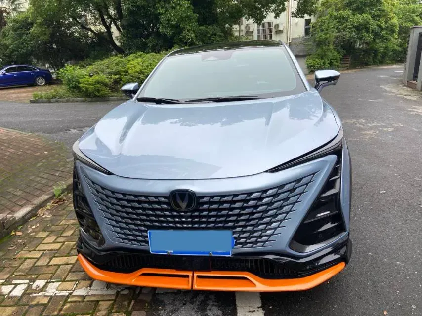 2023 ChangAn UNI-T 1.5T 188HP L4 7DCT,autocango,china used car exporter,china ev exporter,chinese used car exporter,chinese used ev exporter