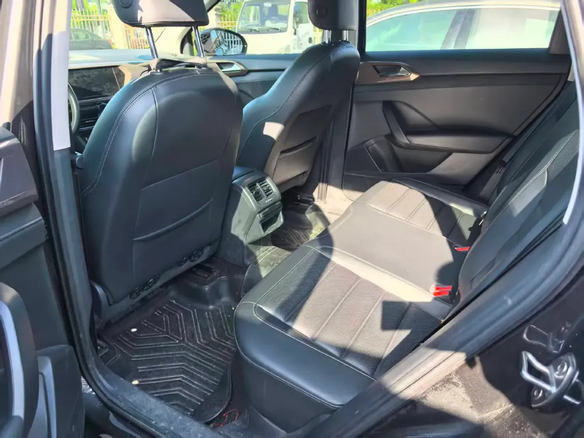 2020 Volkswagen Tharu 2.0T 186HP L4 7DCT,autocango,china used car exporter,china ev exporter,chinese used car exporter,chinese used ev exporter