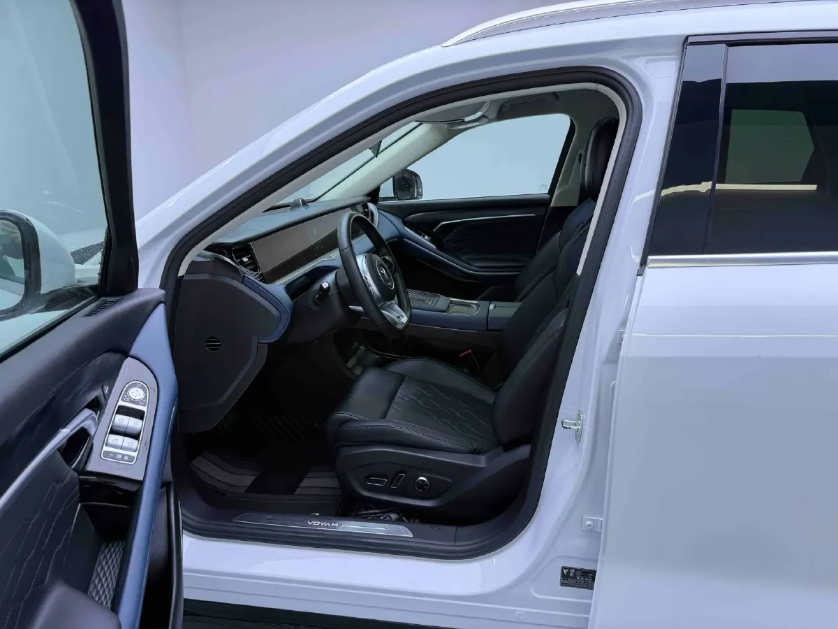 2024 Voyah FREE 1.5T 150HP L4 REEV 39.2KWH,autocango,china used car exporter,china ev exporter,chinese used car exporter,chinese used ev exporter