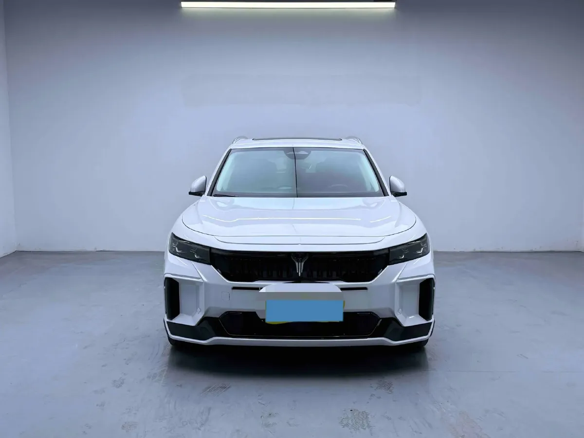 2024 Voyah FREE 1.5T 150HP L4 REEV 39.2KWH,autocango,china used car exporter,china ev exporter,chinese used car exporter,chinese used ev exporter