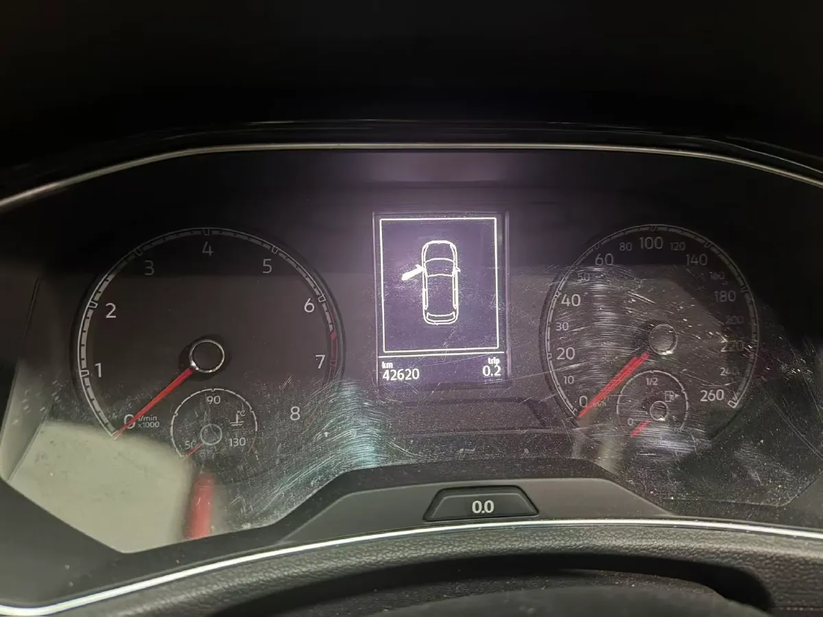 2019 Volkswagen T-Roc 1.4T 150HP L4 7DCT,autocango,china used car exporter,china ev exporter,chinese used car exporter,chinese used ev exporter