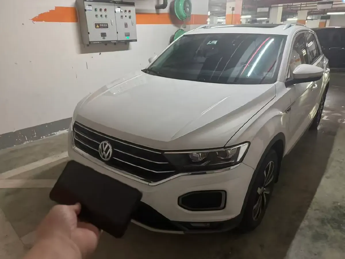 2019 Volkswagen T-Roc 1.4T 150HP L4 7DCT,autocango,china used car exporter,china ev exporter,chinese used car exporter,chinese used ev exporter