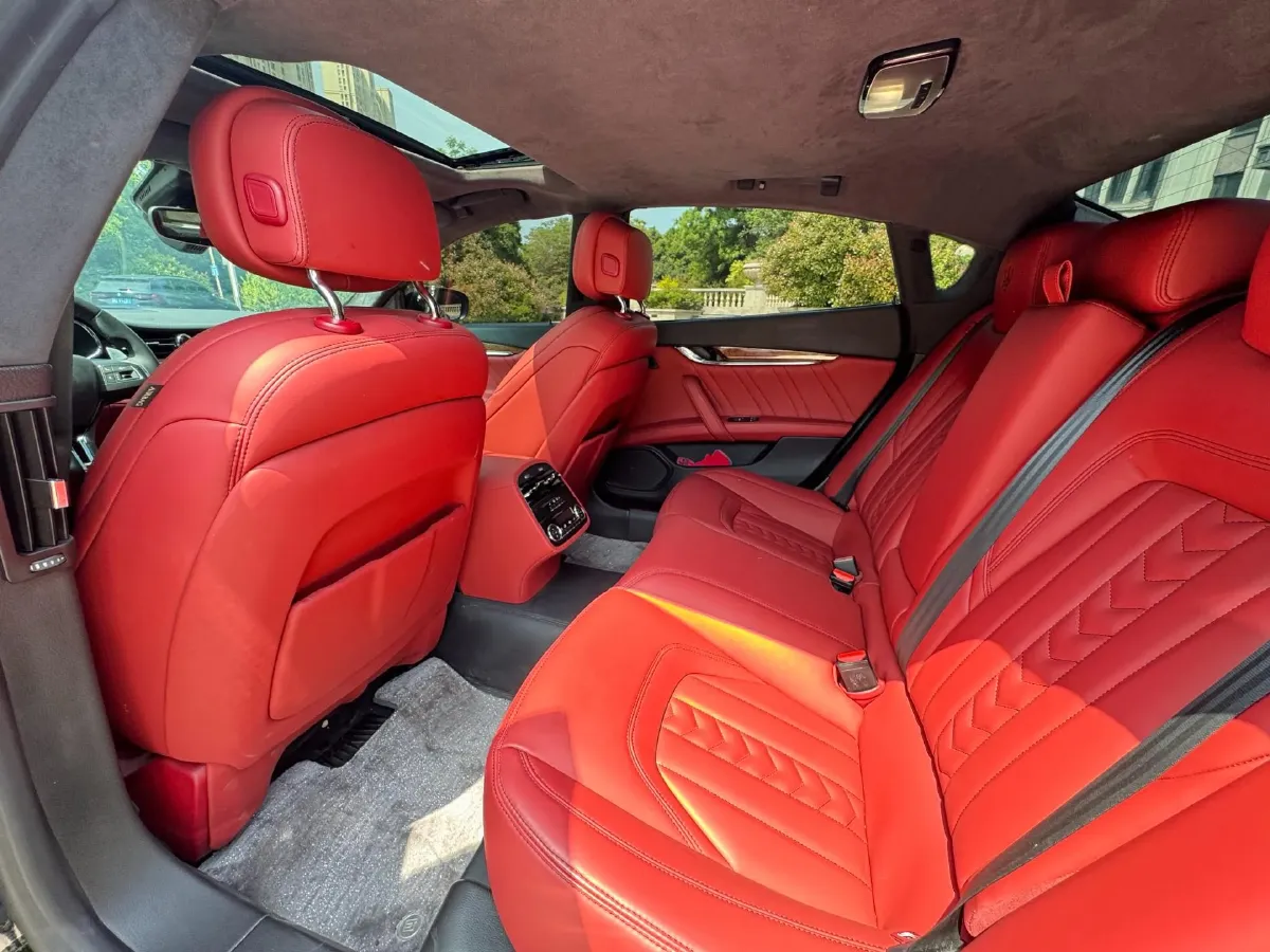 2019 Maserati Quattroporte 3.0T 350HP V6 8AT,autocango,china used car exporter,china ev exporter,chinese used car exporter,chinese used ev exporter