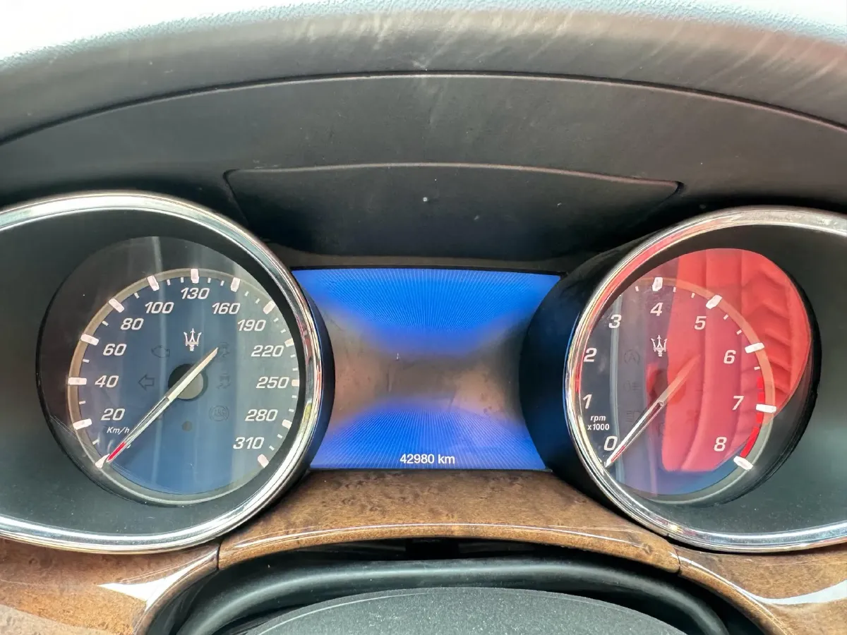 2019 Maserati Quattroporte 3.0T 350HP V6 8AT,autocango,china used car exporter,china ev exporter,chinese used car exporter,chinese used ev exporter