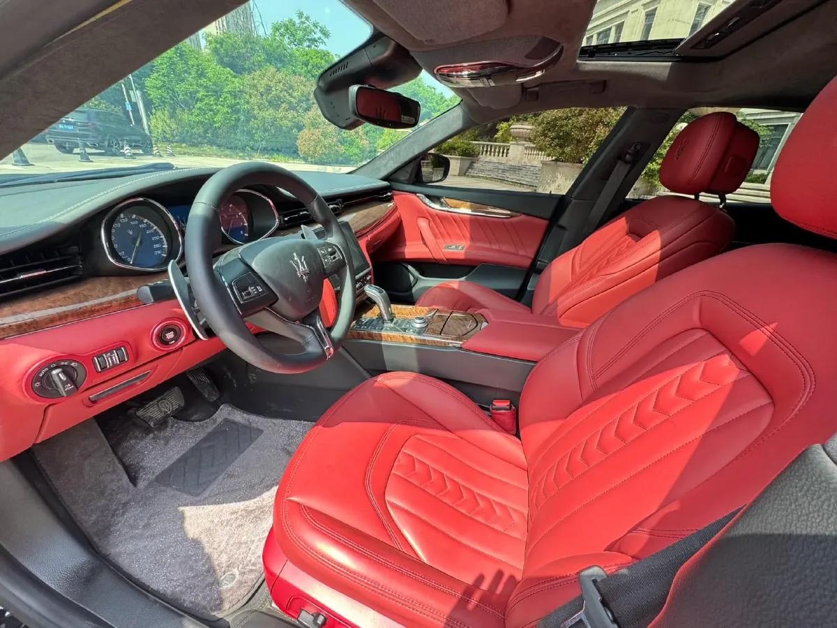 2019 Maserati Quattroporte 3.0T 350HP V6 8AT,autocango,china used car exporter,china ev exporter,chinese used car exporter,chinese used ev exporter