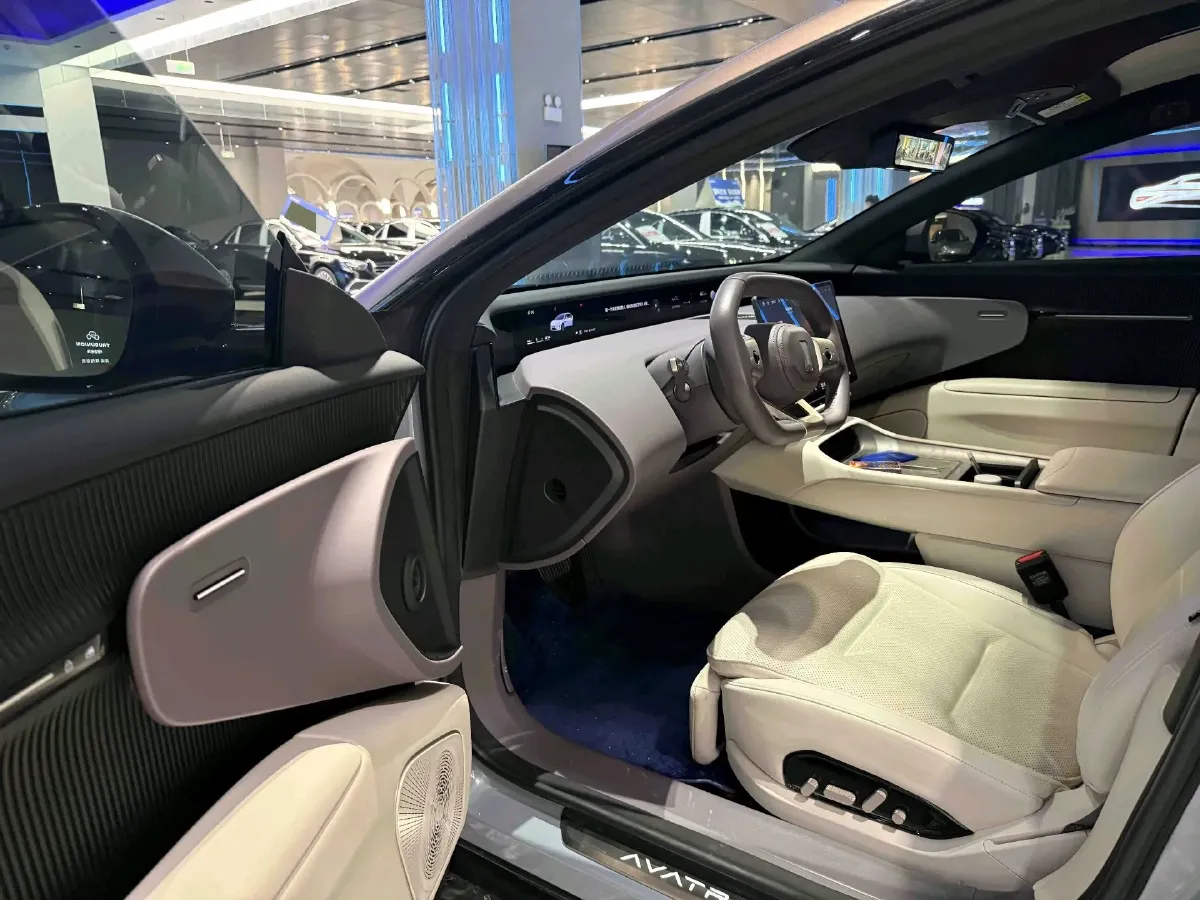 2023 Avatr 12 BEV 94.5KWH,autocango,china used car exporter,china ev exporter,chinese used car exporter,chinese used ev exporter