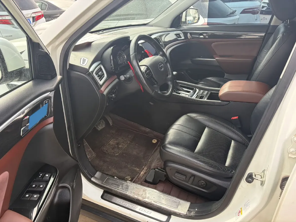 2017 GAC Trumpchi GS8 2.0T 201HP L4 6AT,autocango,china used car exporter,china ev exporter,chinese used car exporter,chinese used ev exporter