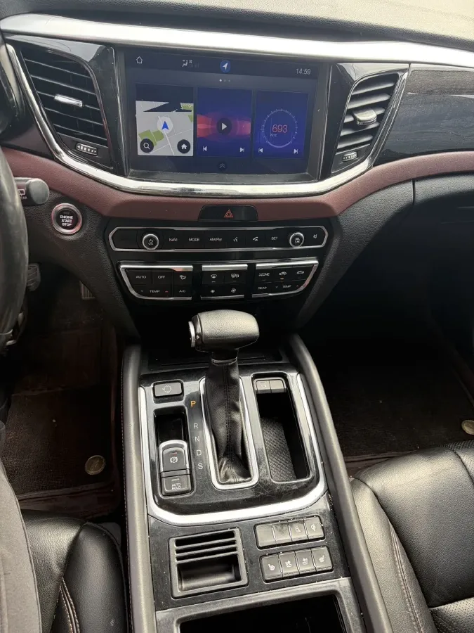 2017 GAC Trumpchi GS8 2.0T 201HP L4 6AT,autocango,china used car exporter,china ev exporter,chinese used car exporter,chinese used ev exporter