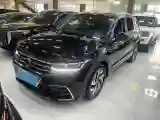 2025 Volkswagen Tiguan L 2.0T 186HP L4 7DCT