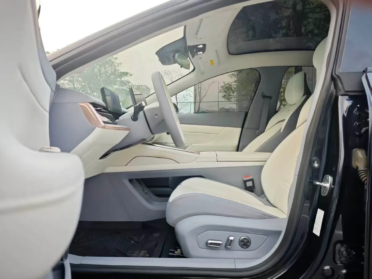 2024 DongFeng eπ eπ007 BEV 70.26KWH,autocango,china used car exporter,china ev exporter,chinese used car exporter,chinese used ev exporter