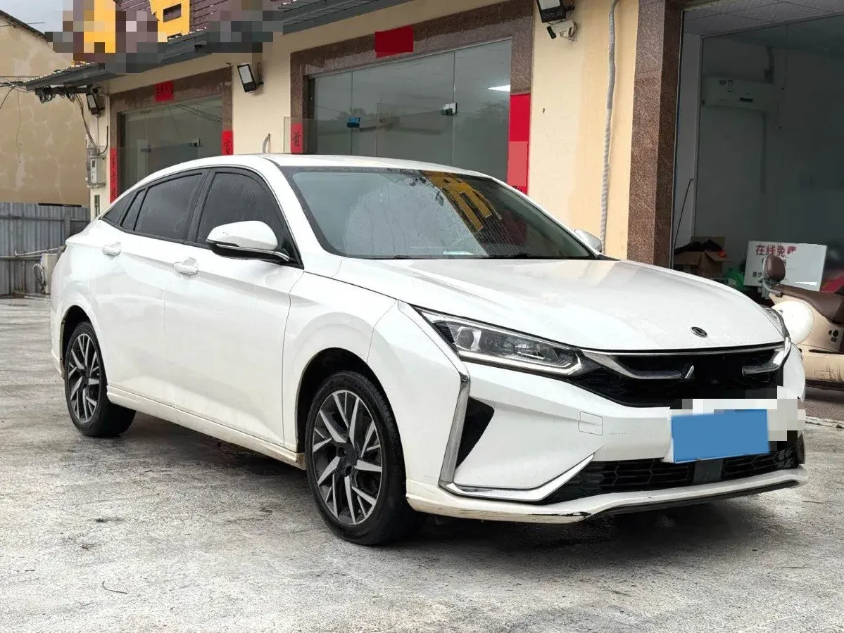 2020 DongFeng Aeolus YiXuan 1.5T 150HP L4 6DCT,autocango,china used car exporter,china ev exporter,chinese used car exporter,chinese used ev exporter