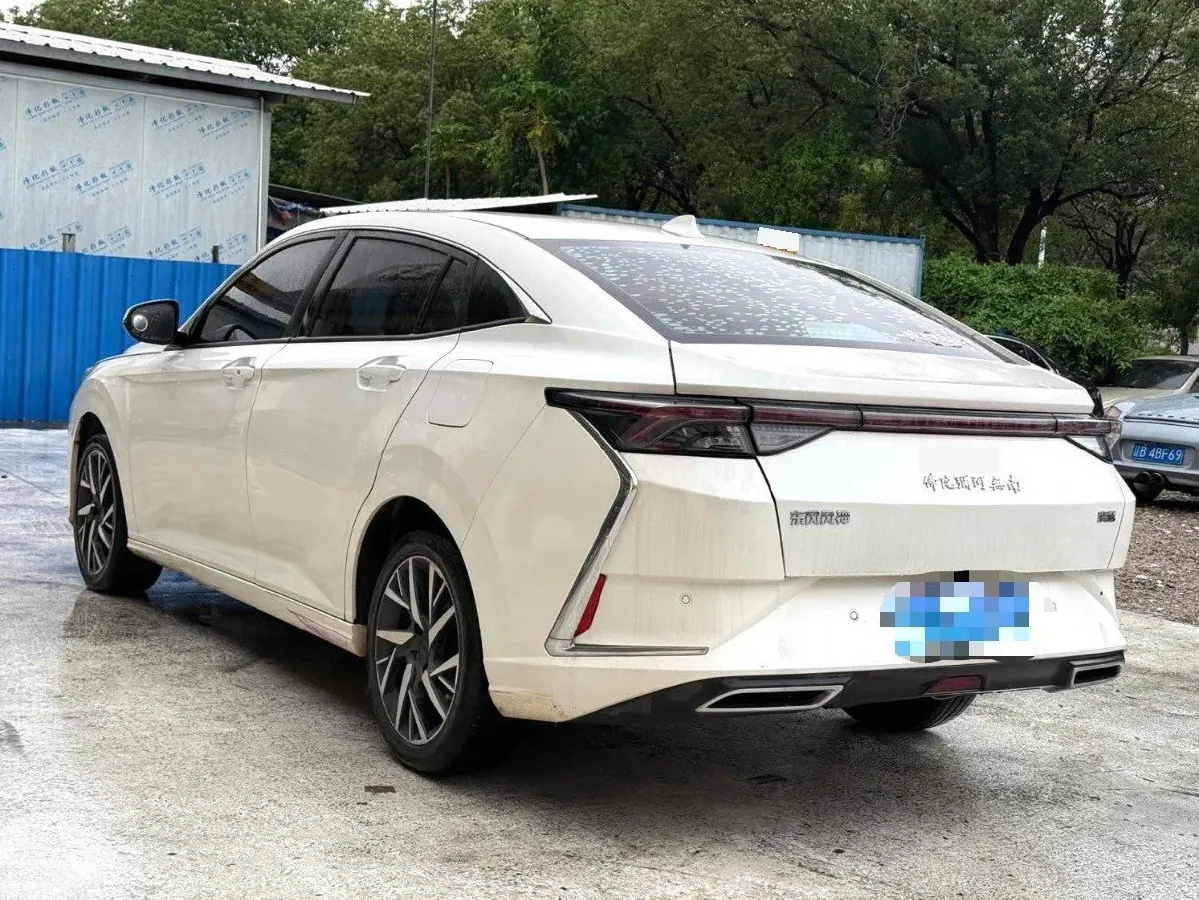 2020 DongFeng Aeolus YiXuan 1.5T 150HP L4 6DCT,autocango,china used car exporter,china ev exporter,chinese used car exporter,chinese used ev exporter
